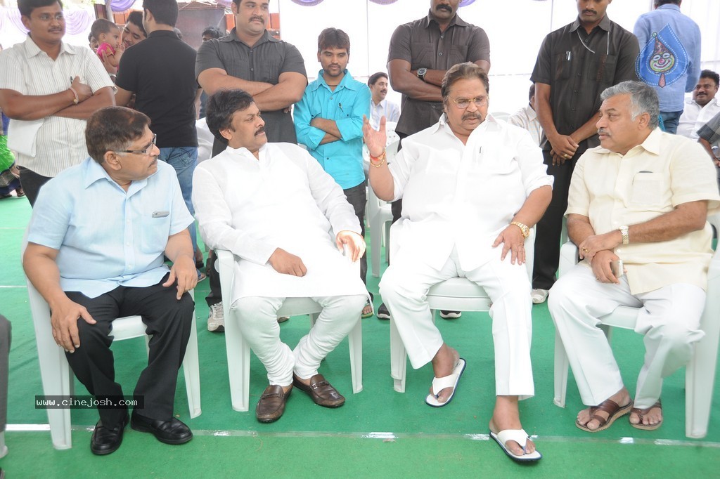 Dasari n Chiru at Vadde Ramesh 1st Year Ceremony - 37 / 38 photos