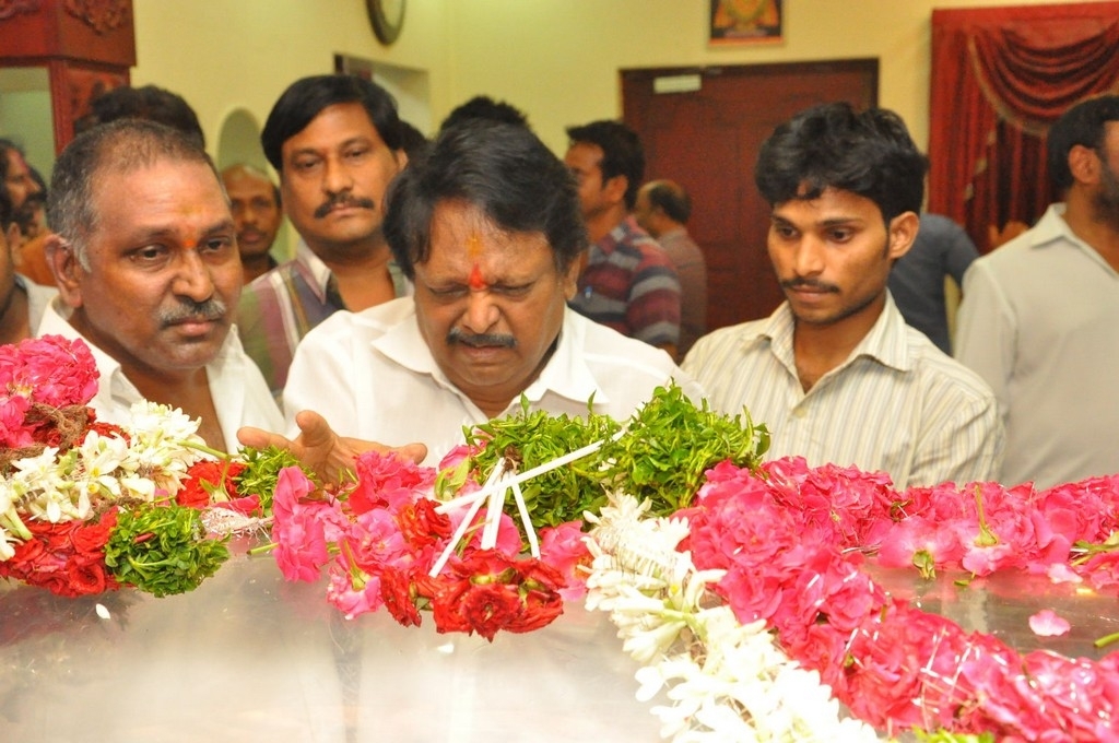 Dasari Narayana rao Condolences Photos 2 - 3 / 152 photos