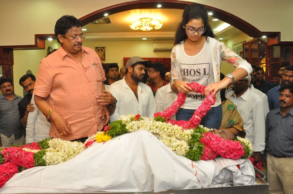 Dasari Narayana rao Condolences Photos 2 - 12 / 152 photos