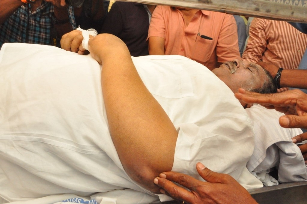 Dasari Narayana rao Condolences Photos 2 - 18 / 152 photos