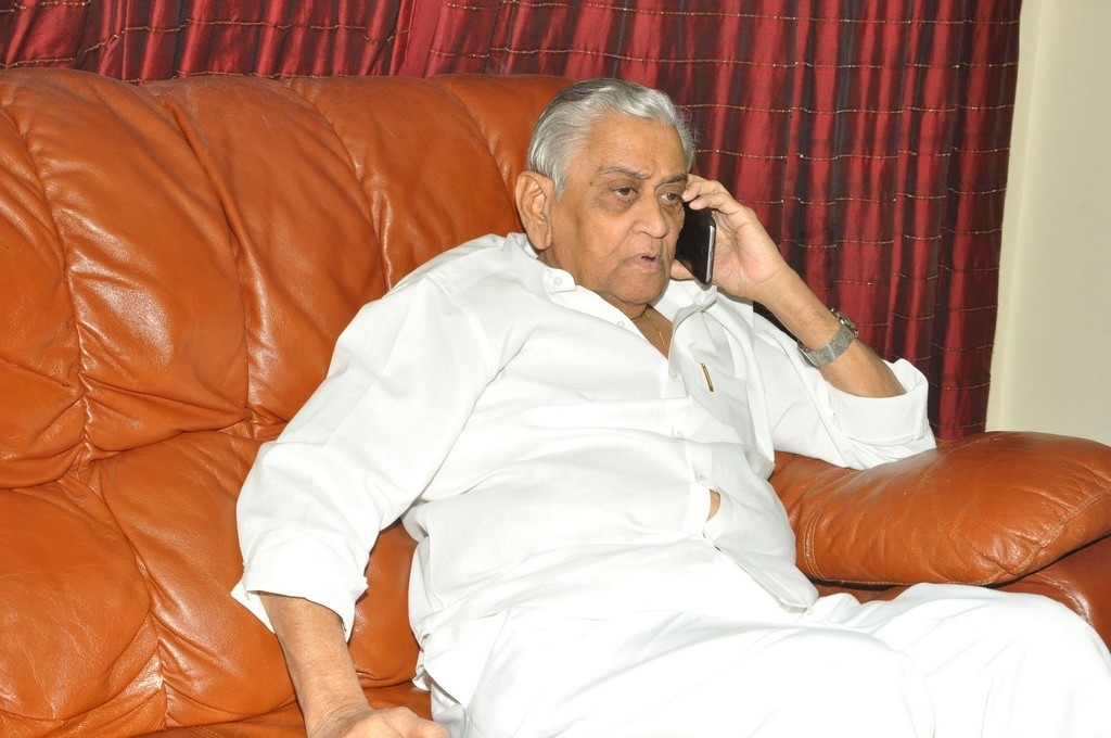 Dasari Narayana rao Condolences Photos 2 - 100 / 152 photos