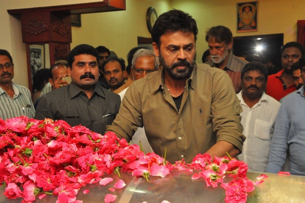 Dasari Narayana rao Condolences Photos 3 - 35 / 63 photos