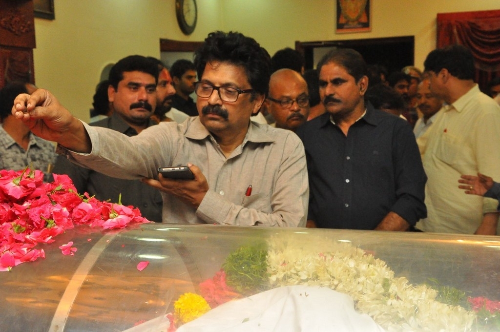 Dasari Narayana rao Condolences Photos 3 - 61 / 63 photos