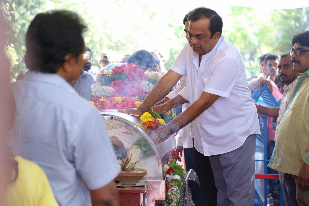 Dasari Narayana Rao Condolences Photos 4 - 34 / 83 photos
