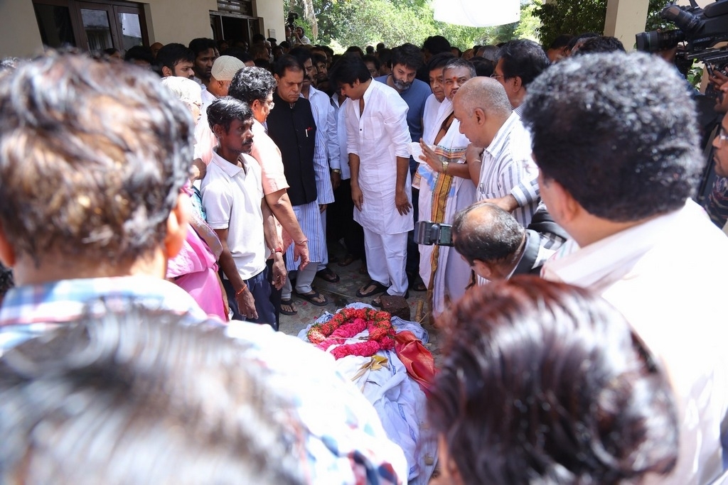Dasari Narayana Rao Condolences Photos 4 - 44 / 83 photos