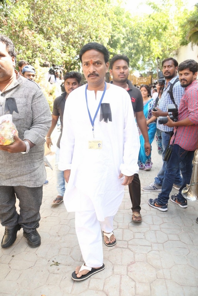 Dasari Narayana Rao Condolences Photos 5 - 61 / 127 photos