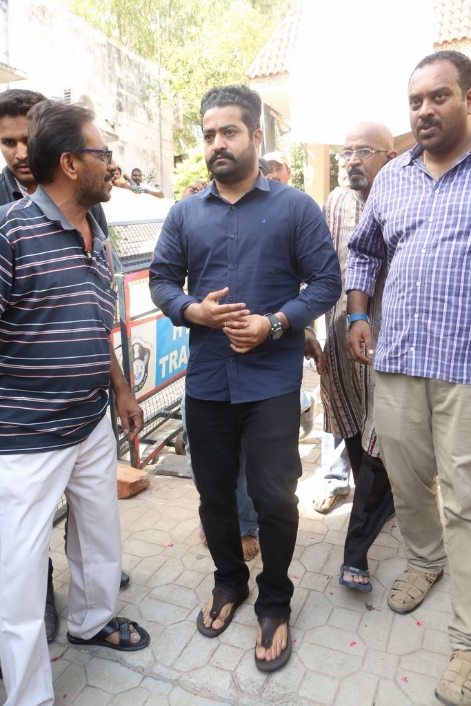 Dasari Narayana Rao Condolences Photos 5 - 89 / 127 photos