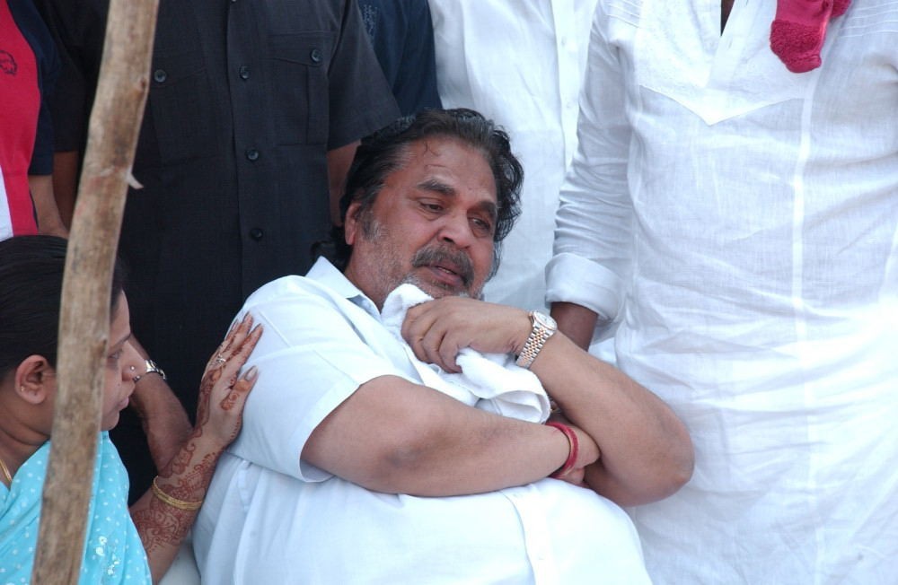 Dasari Padma Funeral Photos - 7 / 61 photos