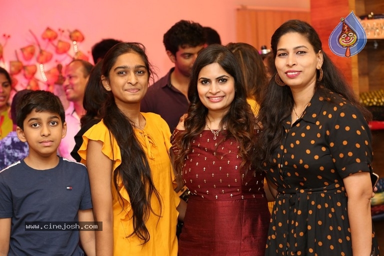 Deepthi Ganesh Winter Collection 2019 Launch - 6 / 21 photos