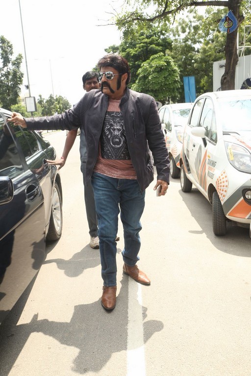 Design Yatra Inauguration by Balakrishna - 32 / 37 photos