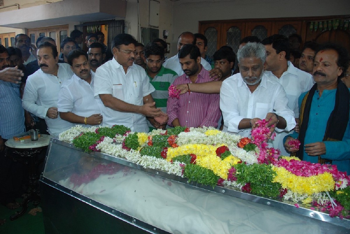 Dharmavarapu Condolences Photos - 8 / 179 photos