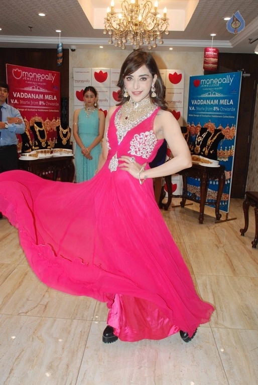 Diamond Mela Grand Launch at Manepally Jewellers  - 27 / 35 photos