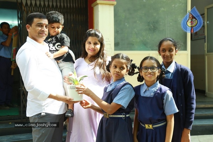 Dil Raju Celebrates His Birthday With Kids At Ashray Akruthi - 11 / 42 photos