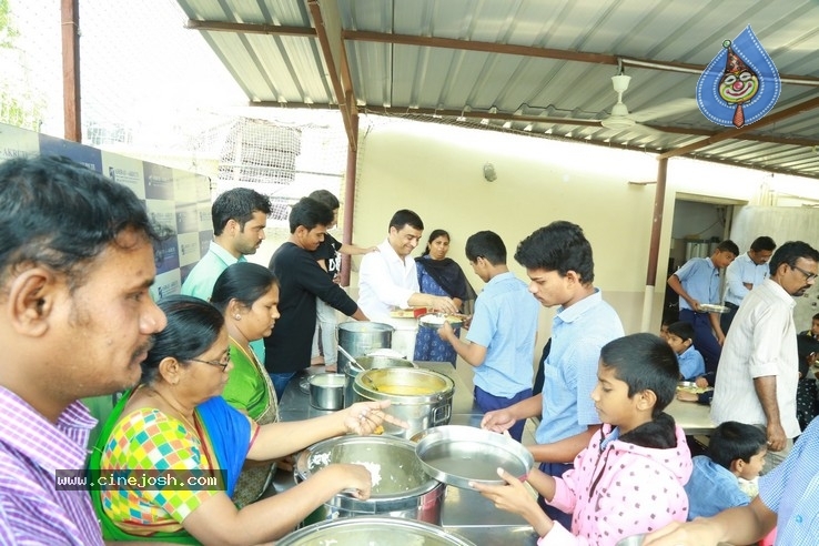 Dil Raju Celebrates His Birthday With Kids At Ashray Akruthi - 16 / 42 photos