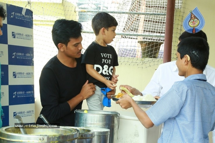 Dil Raju Celebrates His Birthday With Kids At Ashray Akruthi - 26 / 42 photos