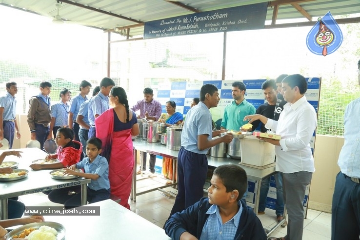 Dil Raju Celebrates His Birthday With Kids At Ashray Akruthi - 41 / 42 photos