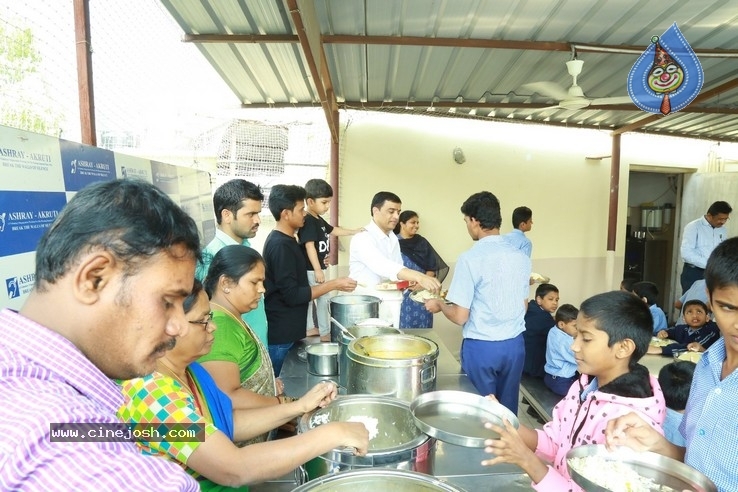 Dil Raju Celebrates His Birthday With Kids At Ashray Akruthi - 42 / 42 photos