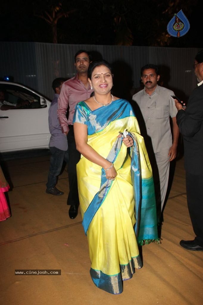 Dil Raju Daughter Hanshitha Engagement 03 - 103 / 336 photos