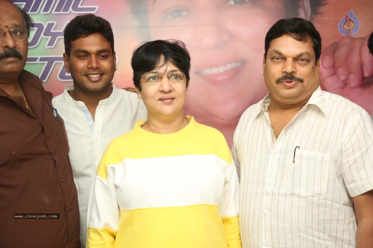 Director B Jaya Bday Celebrations - 2 / 159 photos