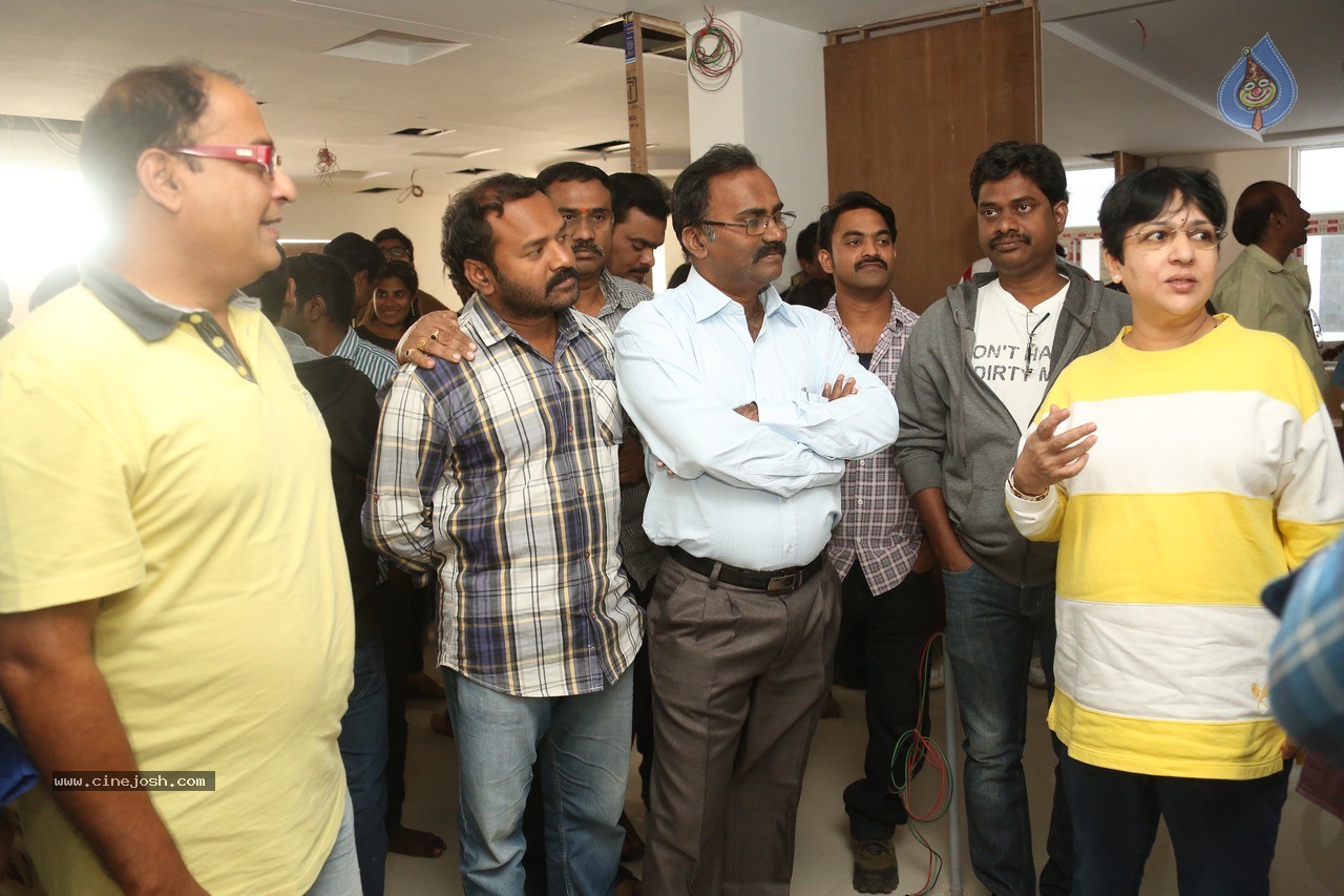 Director B Jaya Bday Celebrations - 70 / 159 photos