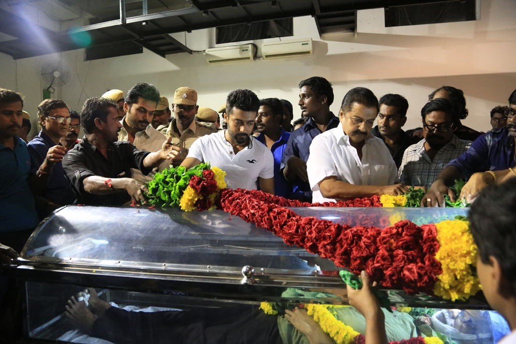 Director Balu Mahendra Condolence Photos - 18 / 203 photos