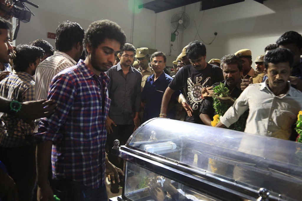 Director Balu Mahendra Condolence Photos - 179 / 203 photos