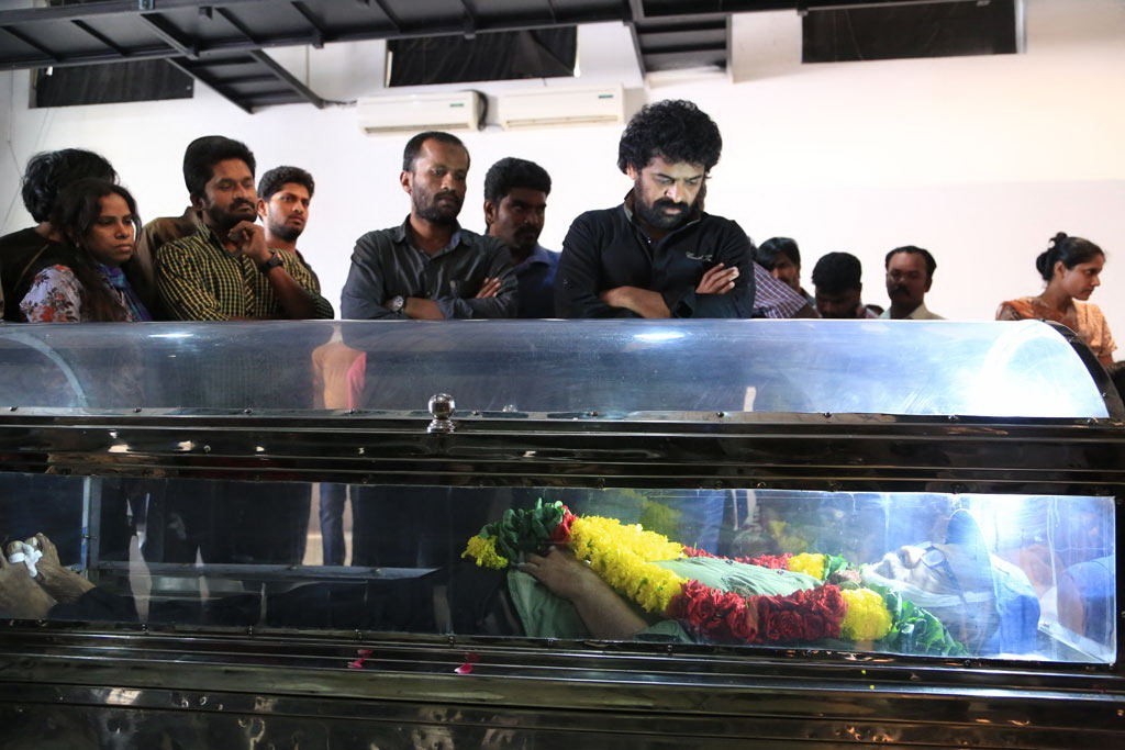 Director Balu Mahendra Condolence Photos - 199 / 203 photos