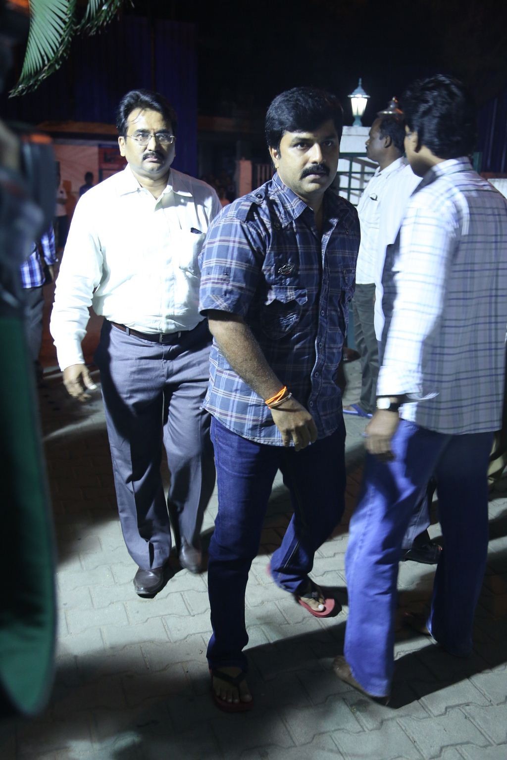 Director K Balachander Condolences Photos - 2 / 81 photos
