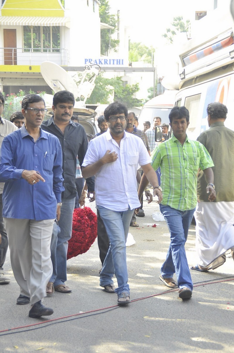 Director K Balachander Condolences Photos - 34 / 255 photos