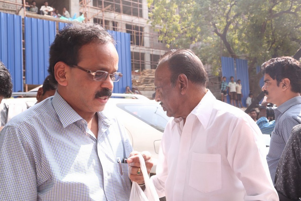 Director K Balachander Condolences Photos - 58 / 255 photos