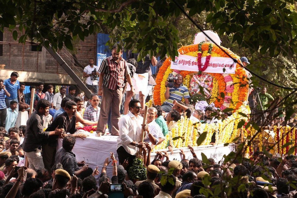 Director K Balachander Condolences Photos - 67 / 255 photos