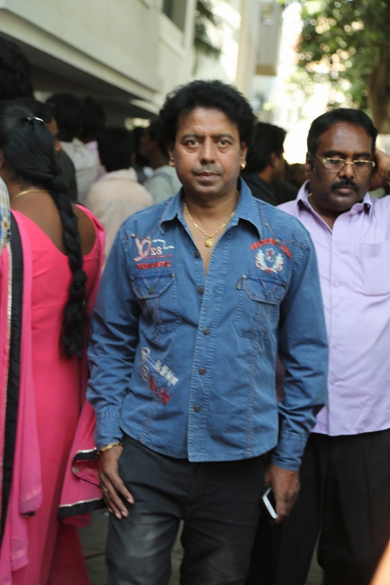 Director K Balachander Condolences Photos - 90 / 255 photos