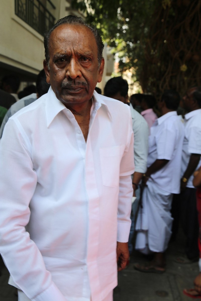Director K Balachander Condolences Photos - 107 / 255 photos