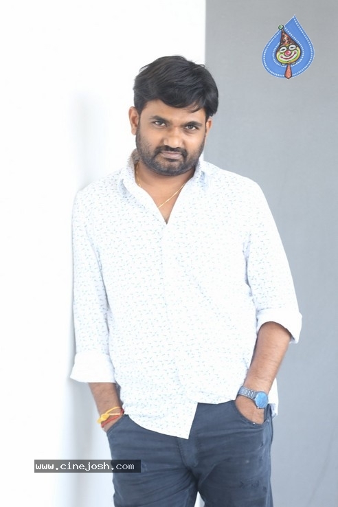 Director Maruthi Interview Photos - 11 / 21 photos