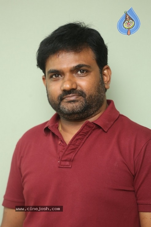 Director Maruthi Photos - 11 / 23 photos