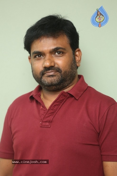 Director Maruthi Photos - 20 / 23 photos