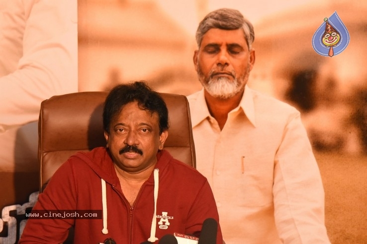 Director Ram Gopal Varma Photos - 6 / 21 photos