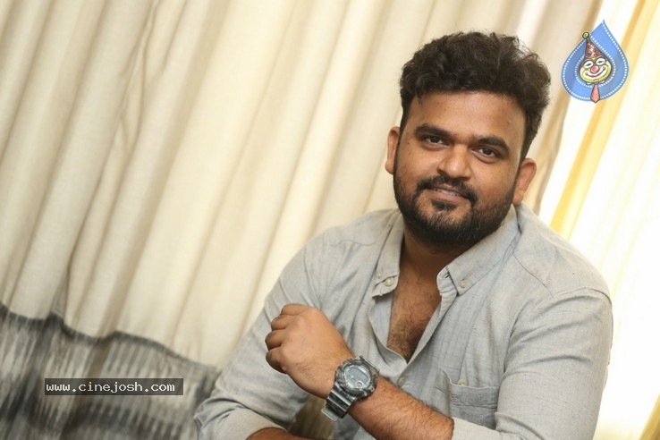 Director Sailesh Kolanu Photos - 21 / 21 photos