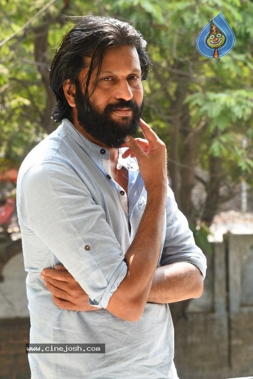 Director Subbu Vedula Interview Pics - 15 / 20 photos