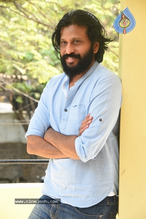 Director Subbu Vedula Interview Pics - 16 / 20 photos