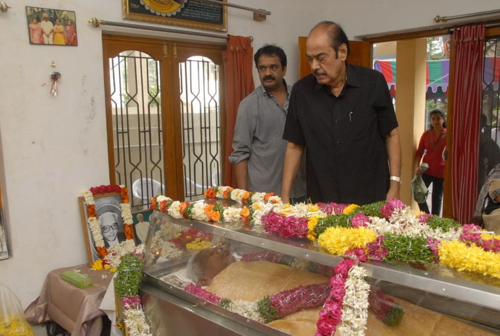 V Madhusudhana Rao Condolences Photos - 5 / 49 photos