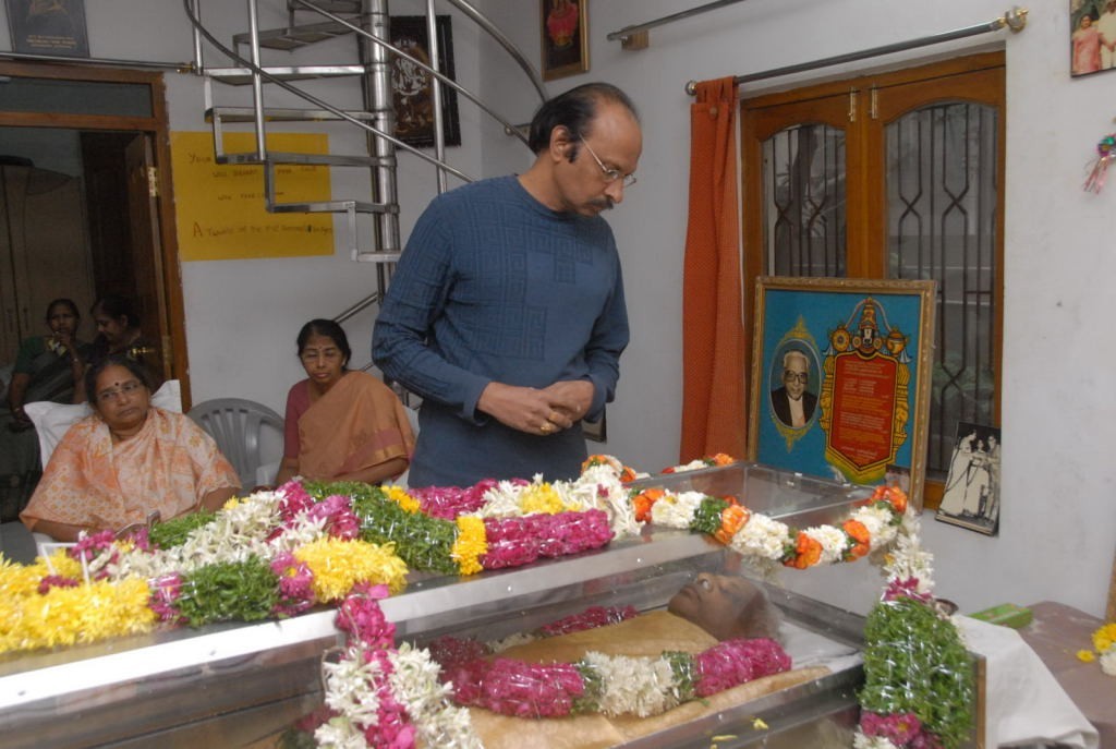 V Madhusudhana Rao Condolences Photos - 23 / 49 photos