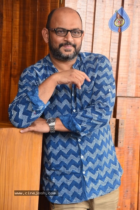 Director VI Anand Pics - 3 / 21 photos