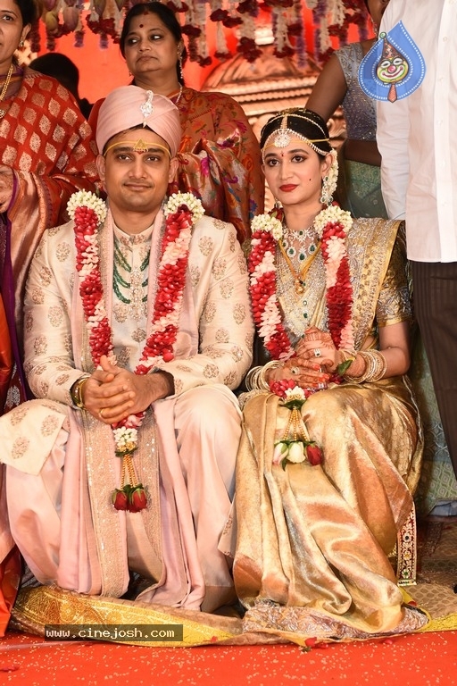 Dr.Rajasekhar Nephew Karthik Wedding Photos - 1 / 6 photos