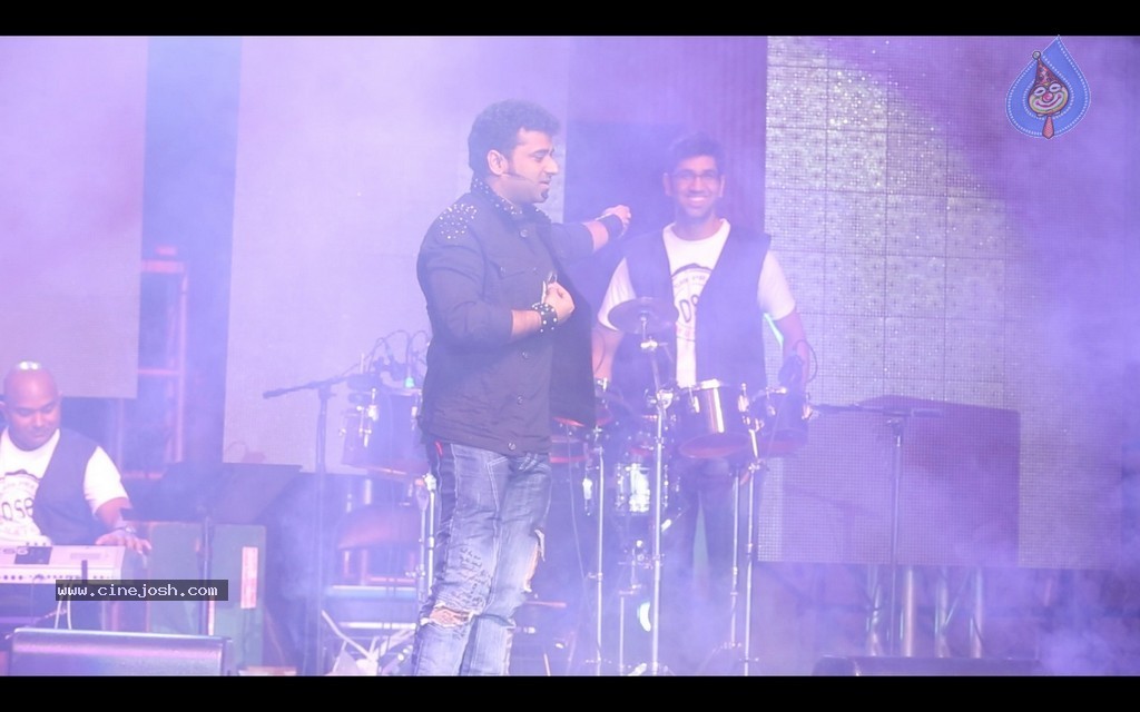 DSP USA Tour Photos Photo 2 of 36