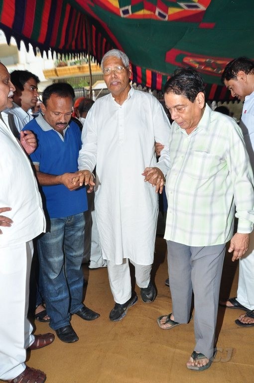 Edida Nageswara Rao Condolences Photos 2 - 103 / 138 photos