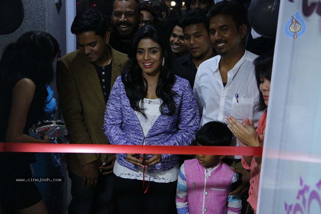 Essensuals Toni And Guy Salon Launch - 5 / 59 photos
