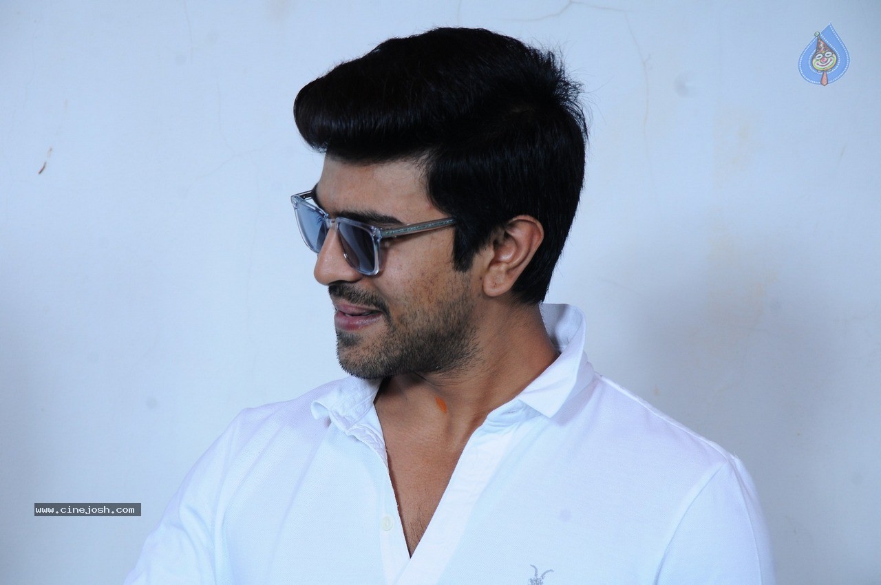Fans Meet Ram Charan - 26 / 70 photos