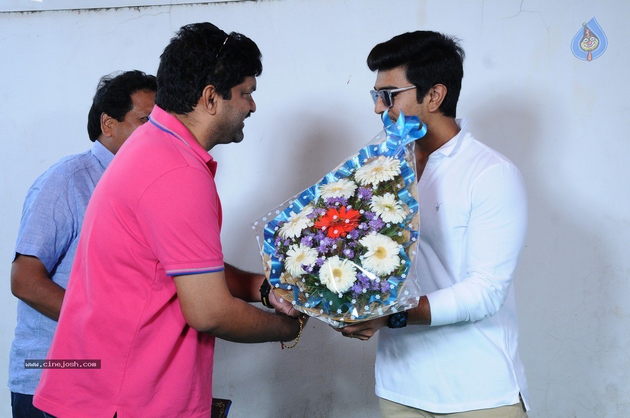 Fans Meet Ram Charan - 27 / 70 photos