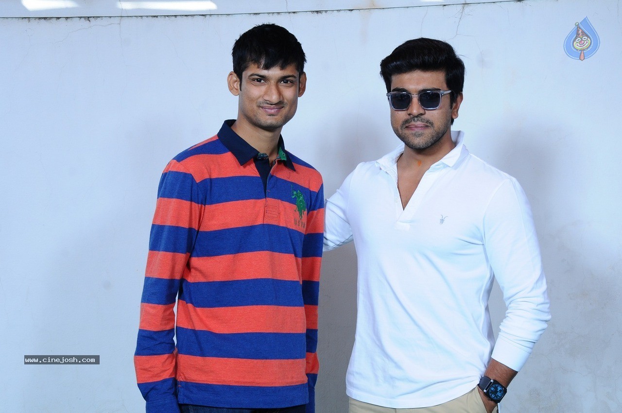 Fans Meet Ram Charan - 31 / 70 photos